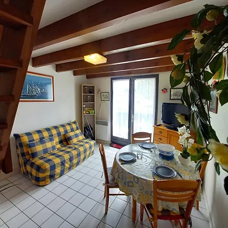 Sur Gironde - - Sur Le Port Avec Balcon * Meschers-sur-Gironde